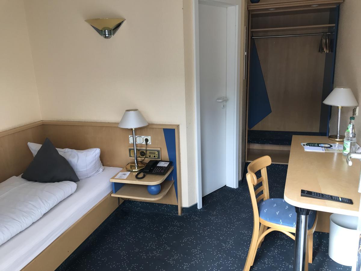 Hotel An Der Stadtmauer Mühlhausen Esterno foto